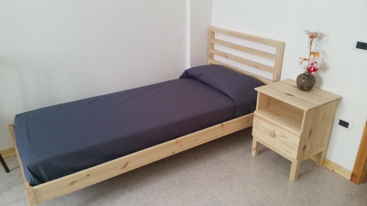 Casa Tonia Apartamento Tiarno di Sopra Exterior foto